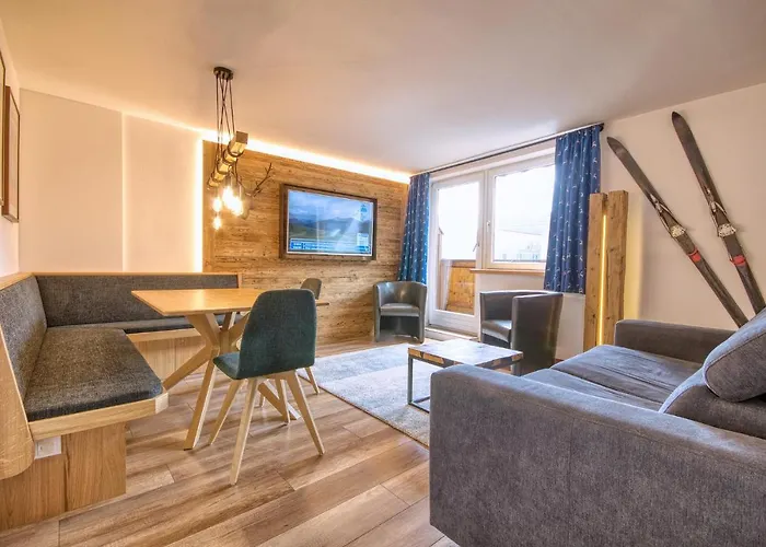 Melanie - By Alpen Appartement Zell am See