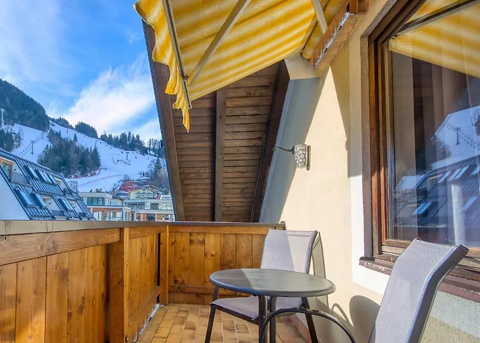 Melanie - By Alpen Apartment Zell am See