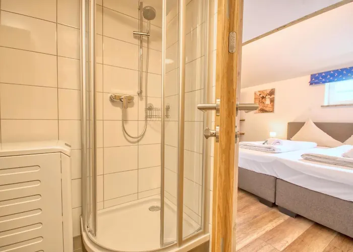 Melanie - By Alpen شقة *